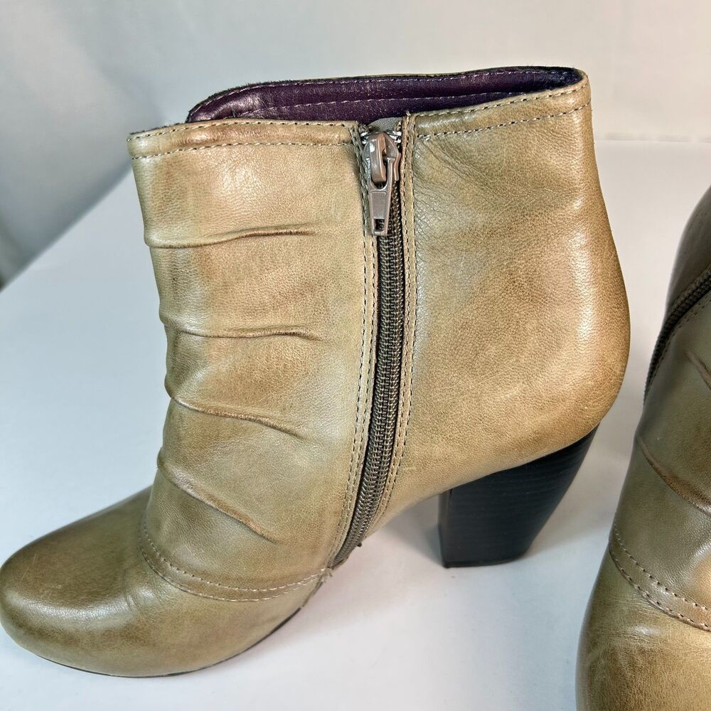 Miz Mooz Women's Louise Light Olive Taupe Leather Spats-Style Ankle Boots Size 7 - Picture 6 of 13